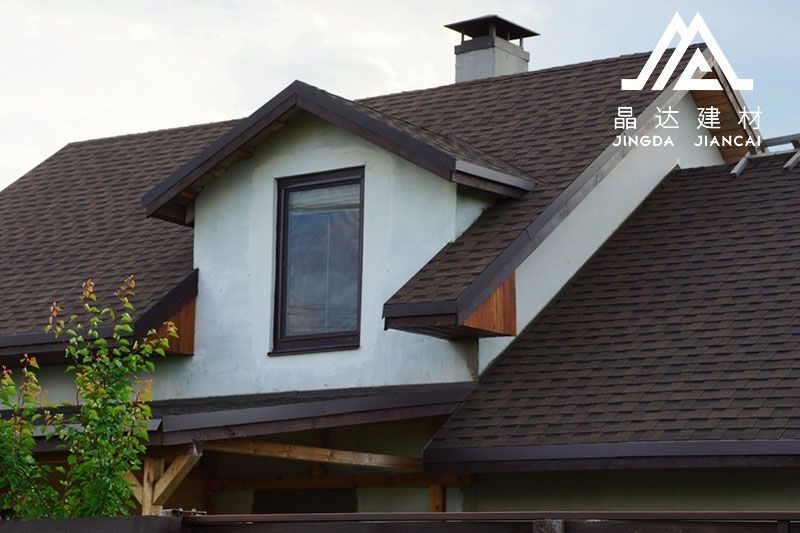 屋面瓦材料优势和劣势大对比，沥青瓦优势脱颖而出！